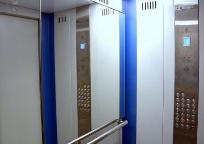 В районе установили новые лифты